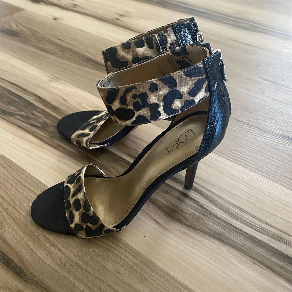 Ann Taylor Loft Women's Leopard Print Strappy Sandals Size 7.5 Multicolor